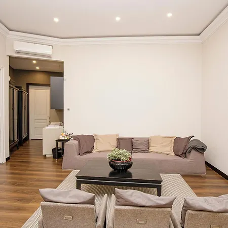 Apartment Beautiful Trendy Spacious Very Location