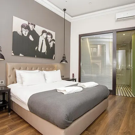 Apartment Beautiful Trendy Spacious Very Location