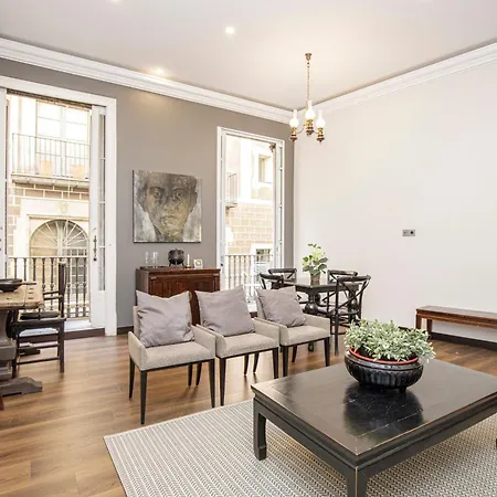 Apartment Beautiful Trendy Spacious Very Location *