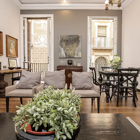 Apartment Beautiful Trendy Spacious Very Location *